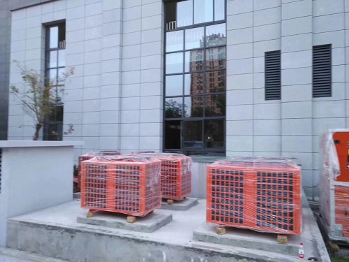 小猪视频免费下载高清除湿热泵室外机