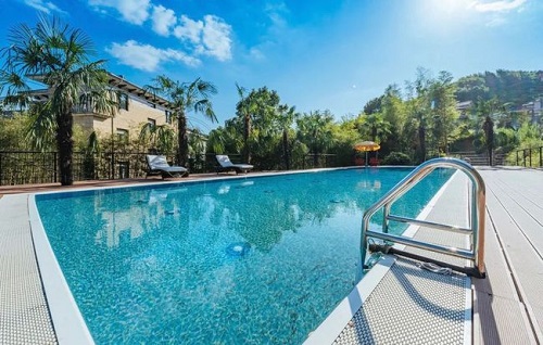 清澈洁净的小猪视频在线观看下载免费污