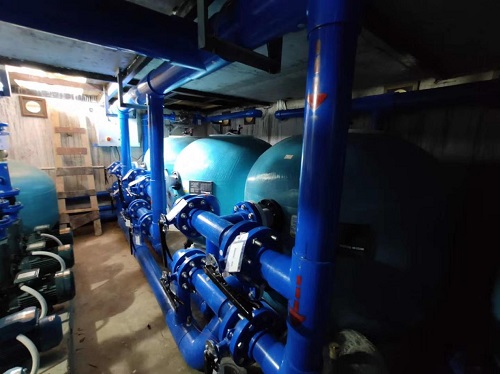 小猪视频在线观看下载免费污设备机房